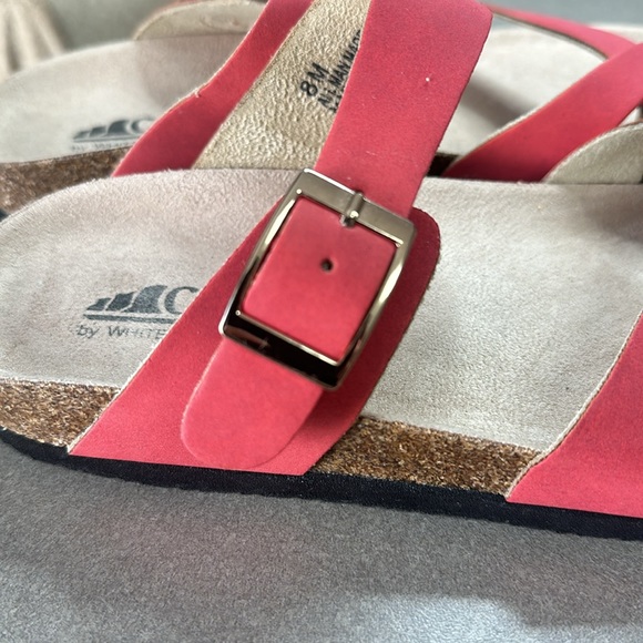 Cliffs by White Mountain. Woman’s Sandel size 8M Coral color / buckle closure - Picture 11 of 11